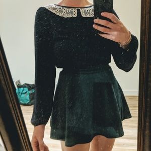 Cute navy blue blouse w/ collar